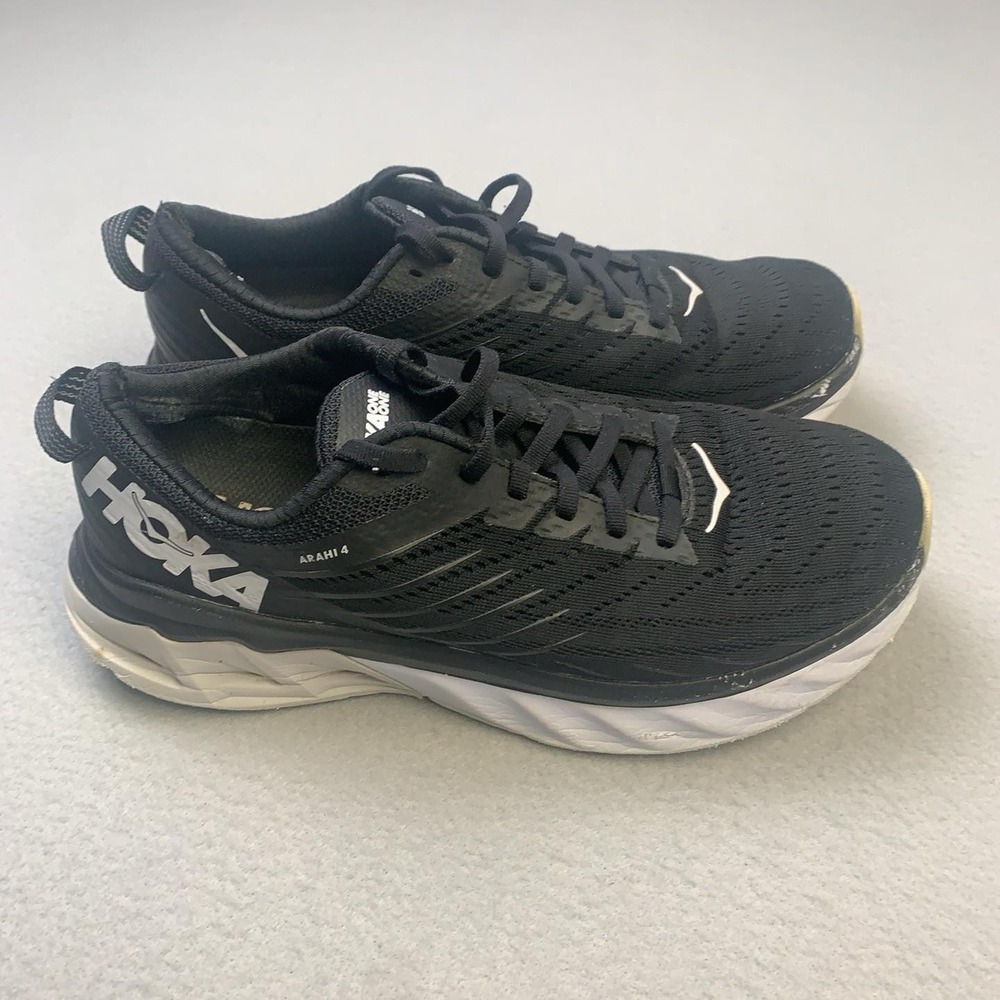 Hoka One One Arahi 4 Shoes Womens Size 8 Black Running Sneakers Cushioned
